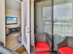 4724 Kester Avenue 404, Sherman Oaks CA 91403