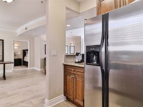 4724 Kester Avenue 404, Sherman Oaks CA 91403