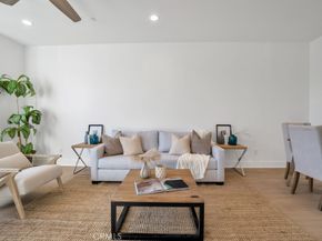 10832 W Riverton Court, Toluca Lake CA 91602