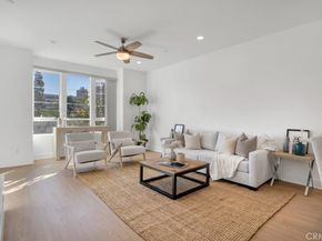 10832 W Riverton Court, Toluca Lake CA 91602