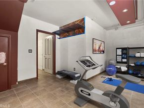 5242 Vesper 7, Sherman Oaks CA 91411