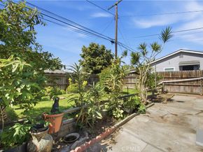 6535 Downey, Long Beach CA 90805