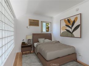 11138 Aqua Vista Street 49, Studio City CA 91602