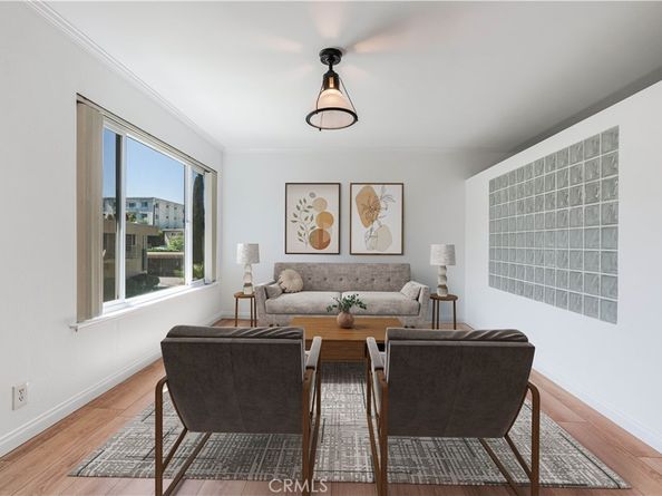 11138 Aqua Vista Street 49, Studio City CA 91602