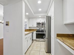 21650 Burbank Blvd. 206, Woodland Hills CA 91367