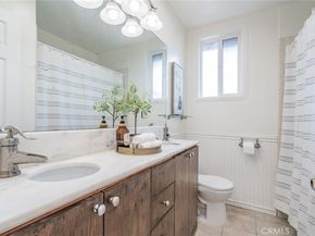 7247 Donna Ave, Reseda CA 91335