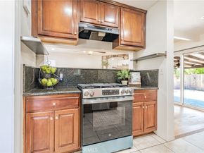 7247 Donna Ave, Reseda CA 91335