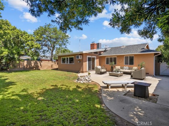 23050 Mobile Street, West Hills CA 91307