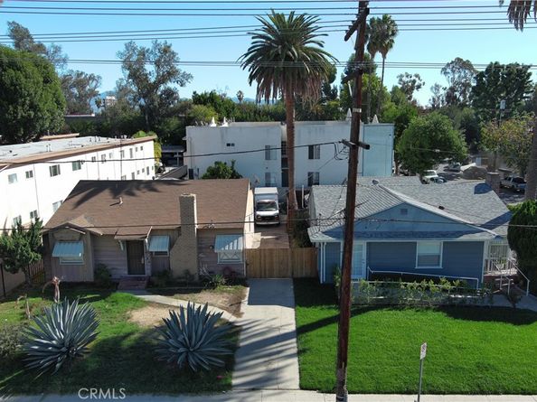 7402 Haskell, Van Nuys CA 91406