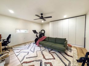 2283 W 25th Street, Los Angeles CA 90018