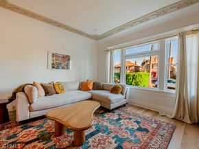 2283 W 25th Street, Los Angeles CA 90018