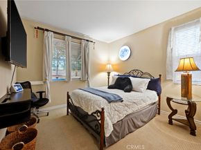 8501 Browns Creek Ln, Canoga Park CA 91304