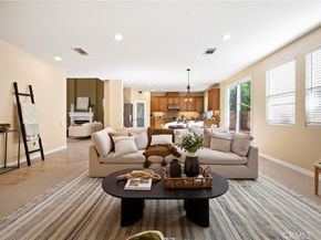 8501 Browns Creek Ln, Canoga Park CA 91304