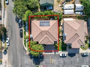8501 Browns Creek Ln, Canoga Park CA 91304