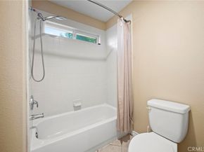8501 Browns Creek Ln, Canoga Park CA 91304