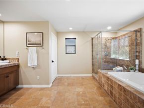 8501 Browns Creek Ln, Canoga Park CA 91304