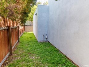 124 N Naomi, Burbank CA 91505