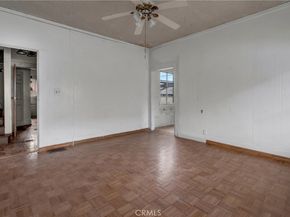 1021 W 48th, Los Angeles CA 90037