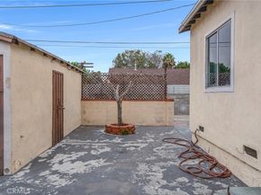 1021 W 48th, Los Angeles CA 90037