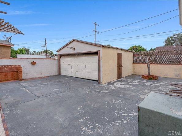 1021 W 48th, Los Angeles CA 90037