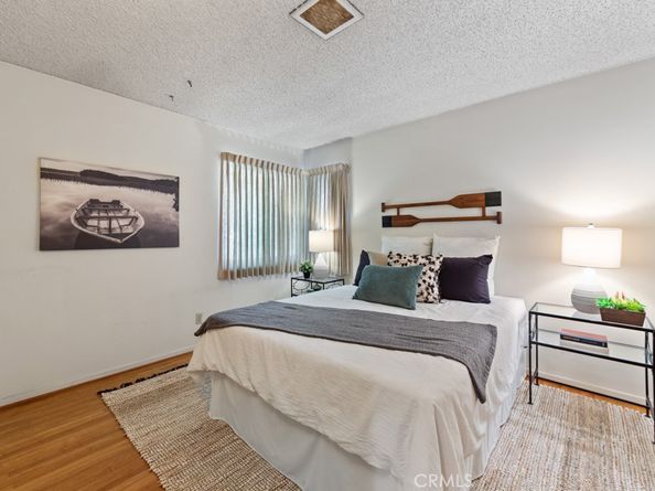 3561 Fela, Long Beach CA 90808