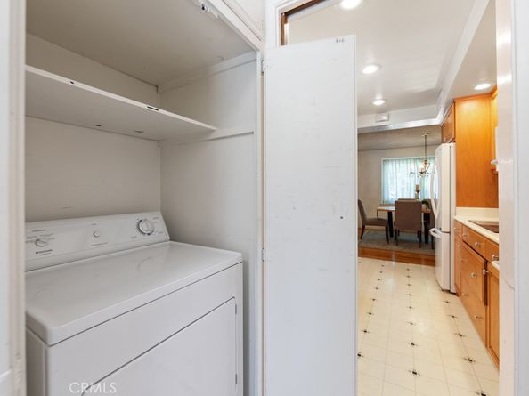 3561 Fela, Long Beach CA 90808