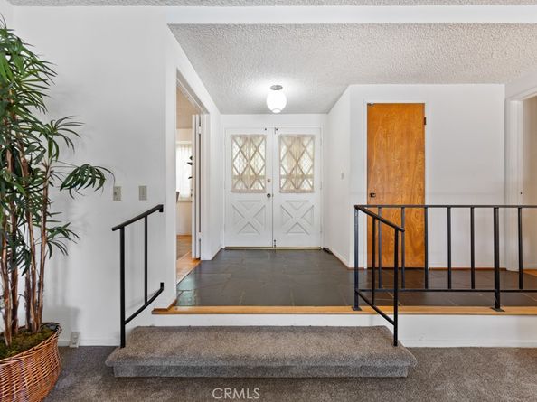 3561 Fela, Long Beach CA 90808