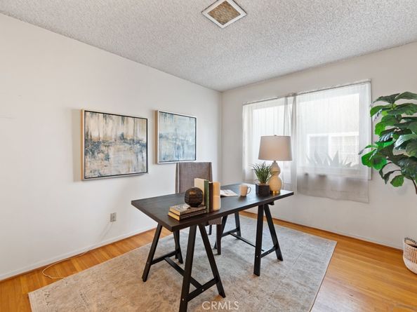 3561 Fela, Long Beach CA 90808