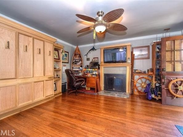 3131 S Kerckhoff, San Pedro CA 90731