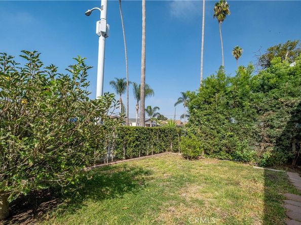 5864 Bonsallo Avenue, Los Angeles CA 90044