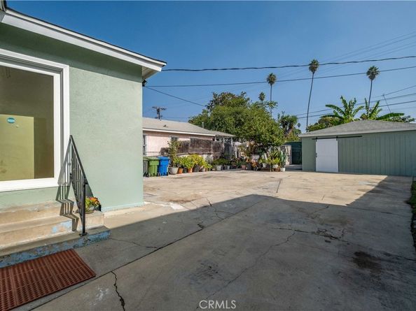 5864 Bonsallo Avenue, Los Angeles CA 90044