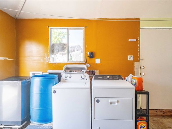 5864 Bonsallo Avenue, Los Angeles CA 90044