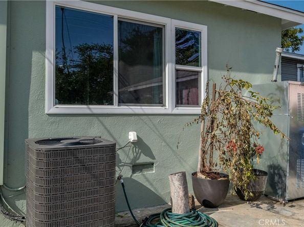 5864 Bonsallo Avenue, Los Angeles CA 90044