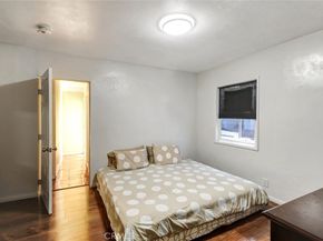 5864 Bonsallo Avenue, Los Angeles CA 90044