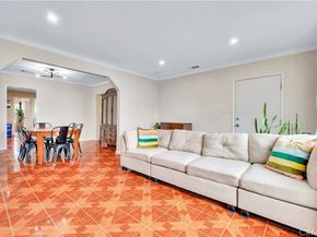 5864 Bonsallo Avenue, Los Angeles CA 90044