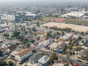 5864 Bonsallo Avenue, Los Angeles CA 90044