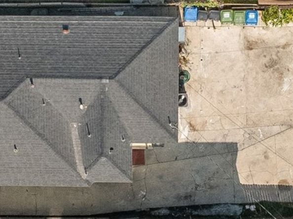 5864 Bonsallo Avenue, Los Angeles CA 90044