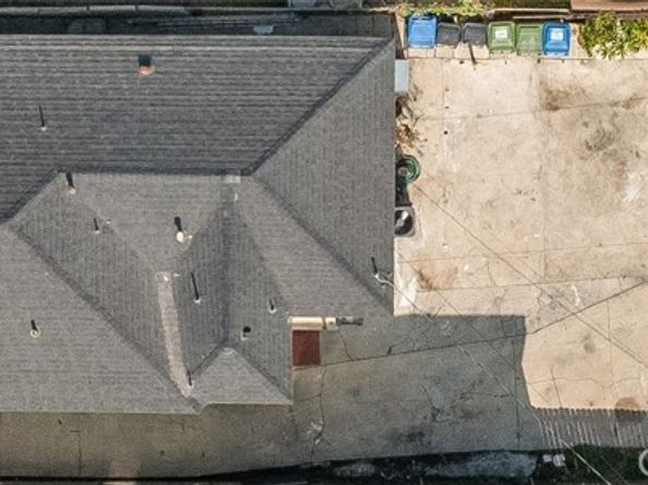 5864 Bonsallo Avenue, Los Angeles CA 90044