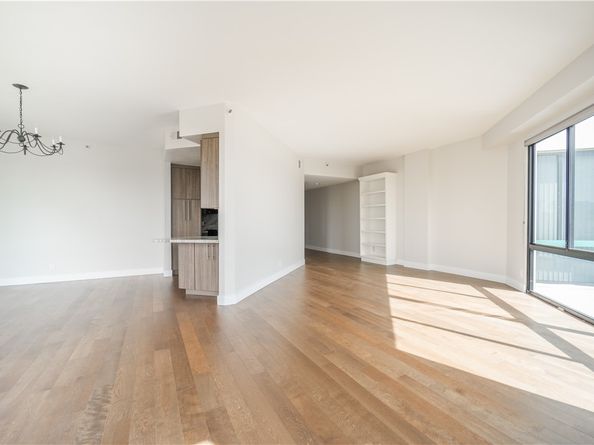 1310 E Ocean Boulevard 507, Long Beach CA 90802