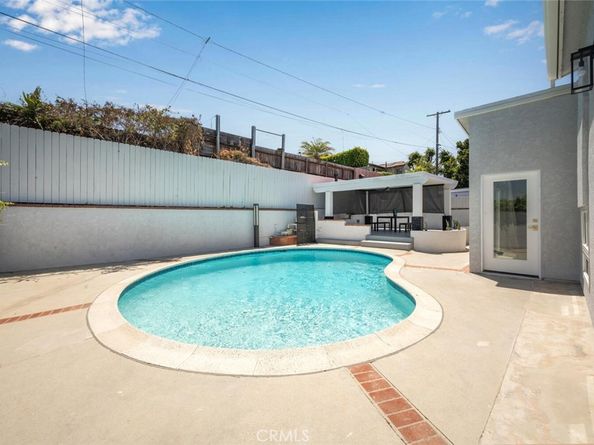 2733 Grand Summit Road, Torrance CA 90505