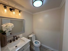 311 Vista Suerte, Newport Beach CA 92660