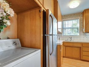 6611 DENNY Avenue, North Hollywood CA 91606