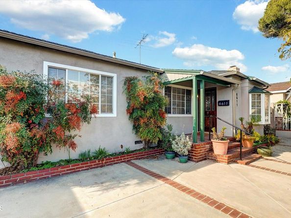 6611 DENNY Avenue, North Hollywood CA 91606