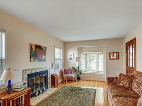 6611 DENNY Avenue, North Hollywood CA 91606