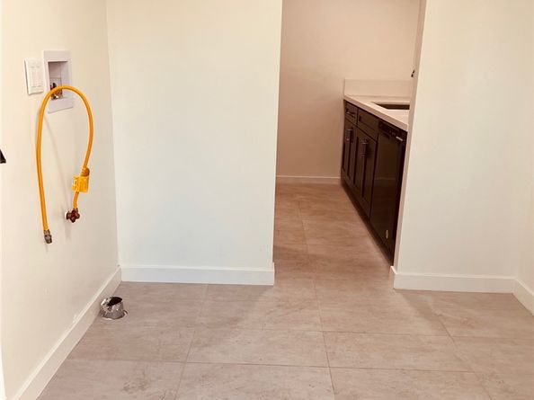 4920 4922 W Fountain Avenue, Los Angeles CA 90029