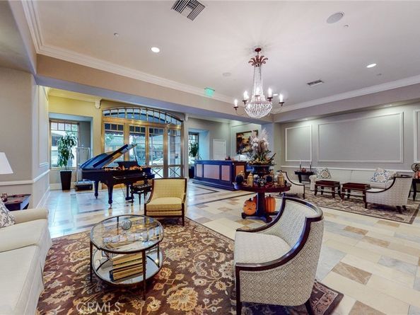 568 Caruso Avenue, Glendale CA 91210