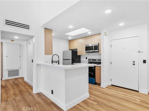 4210 Via Arbolada 317, Los Angeles CA 90042