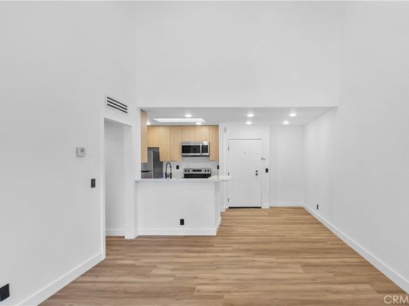 4210 Via Arbolada 317, Los Angeles CA 90042