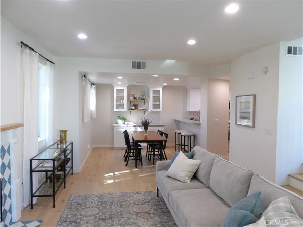 515 Orange Grove Place, Pasadena CA 91103