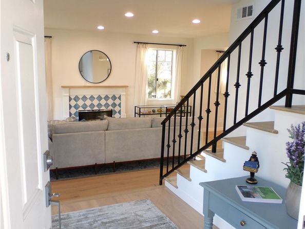 515 Orange Grove Place, Pasadena CA 91103